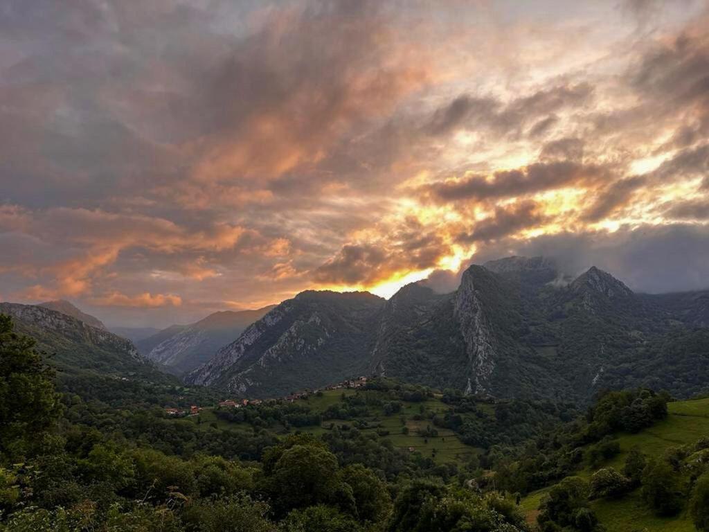Vila El Refugio Del Busgosu Pen Exteriér fotografie