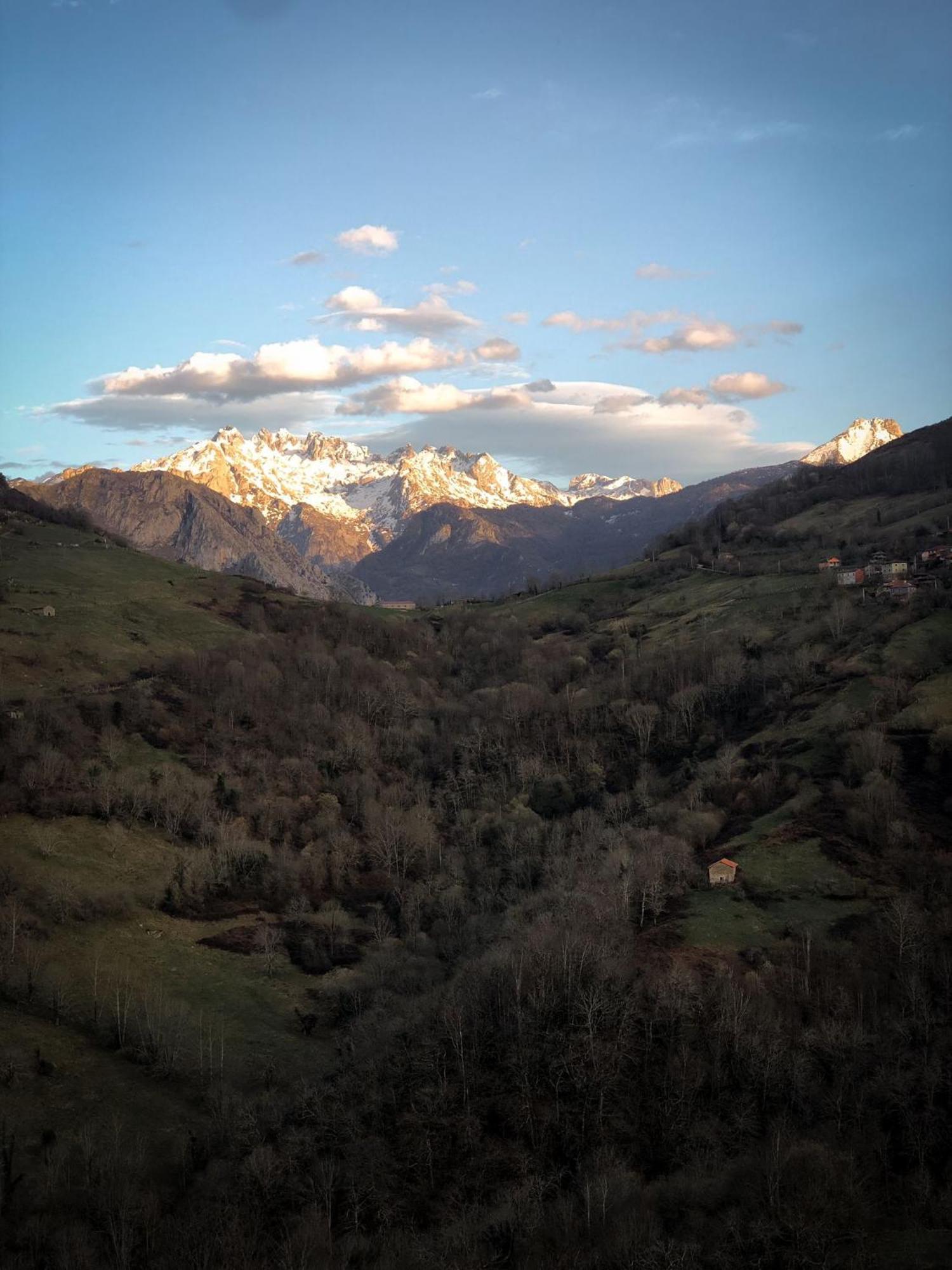 Vila El Refugio Del Busgosu Pen Exteriér fotografie