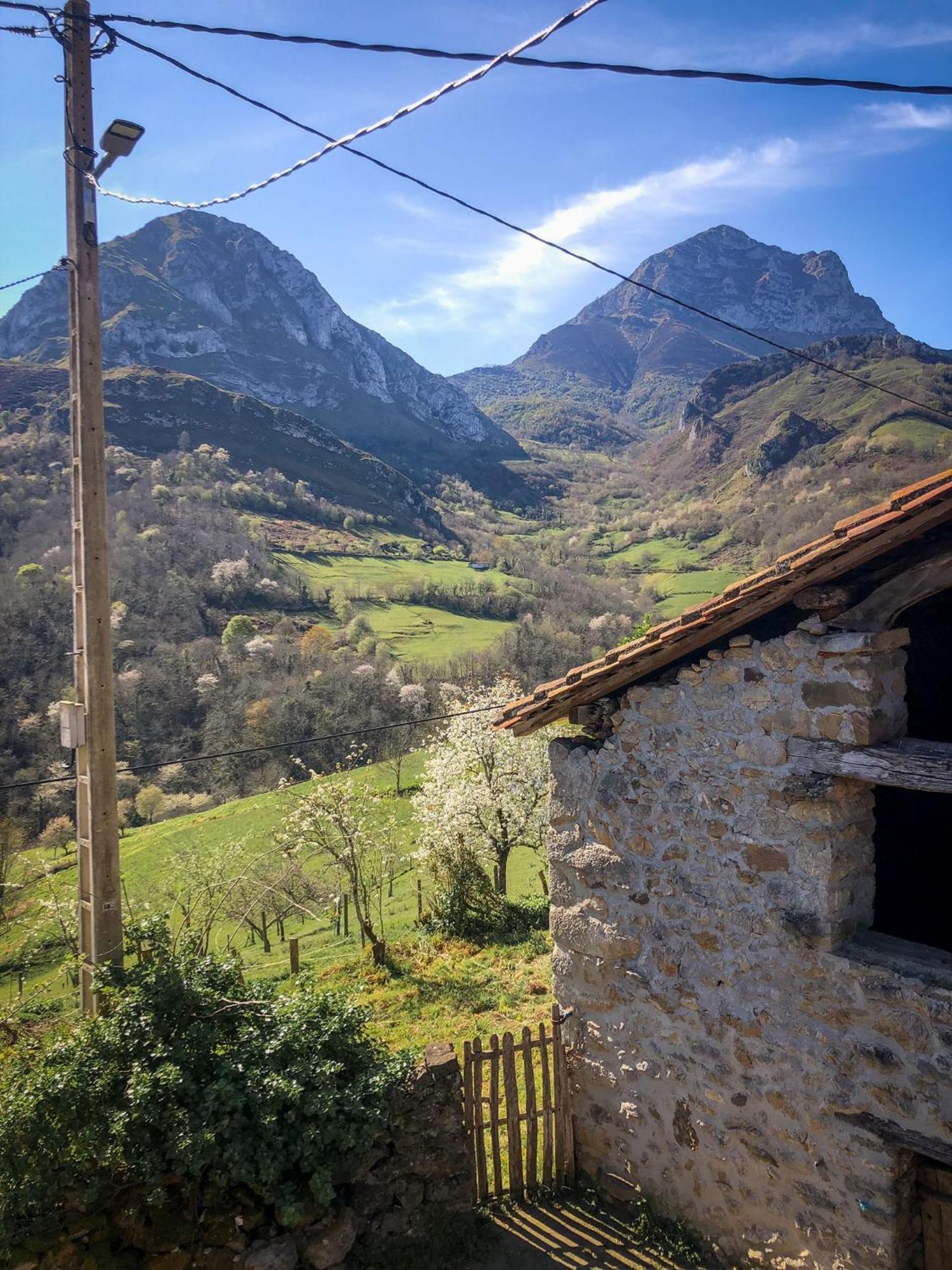 Vila El Refugio Del Busgosu Pen Exteriér fotografie