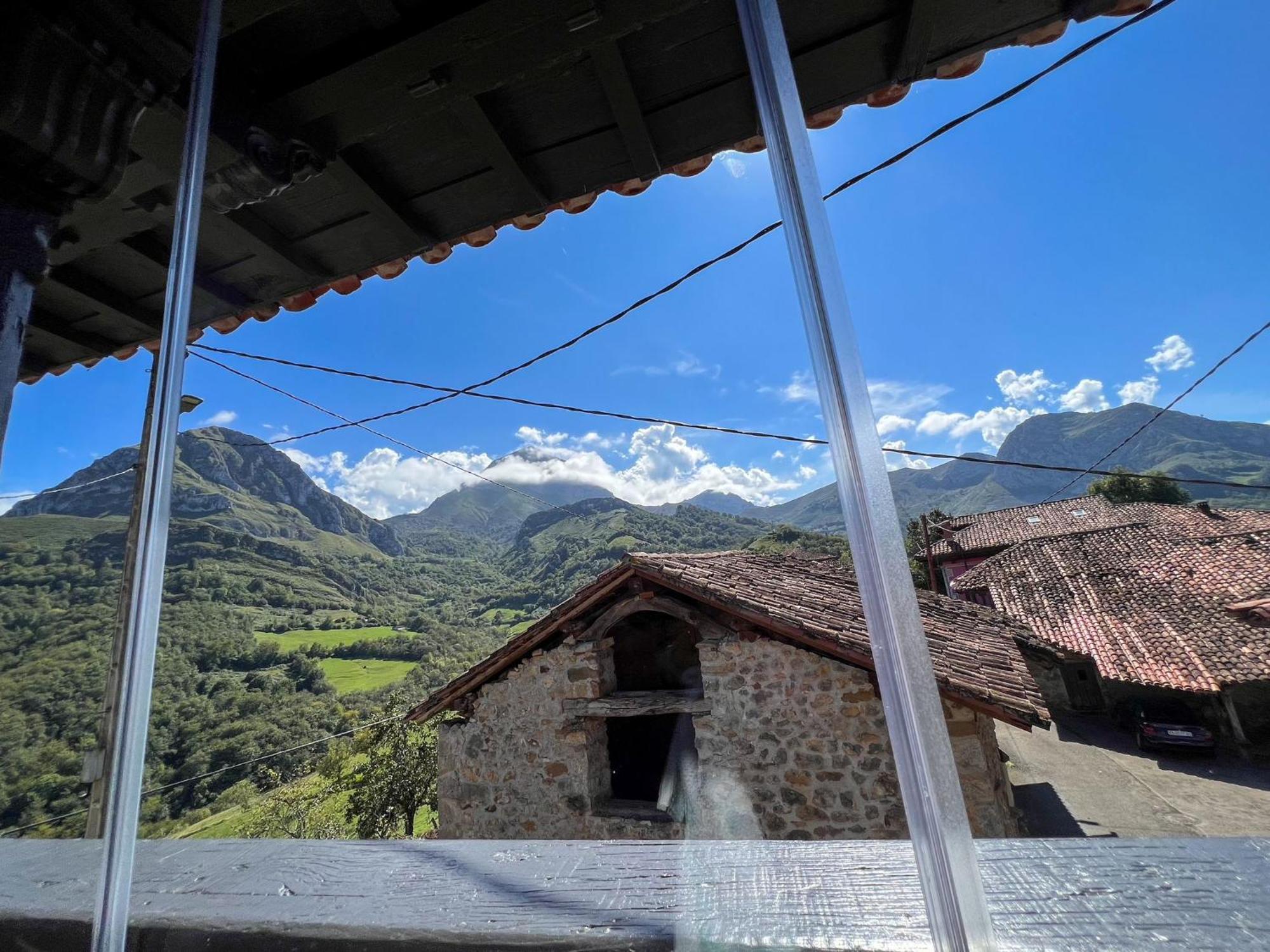 Vila El Refugio Del Busgosu Pen Exteriér fotografie